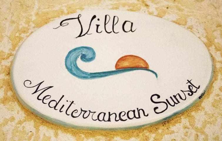 Mediterranean Sunset Villa Punta Braccetto Exteriör bild